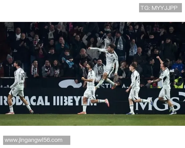 中超激战皇马凭补时绝杀那不勒斯战术解析引发全场狂欢