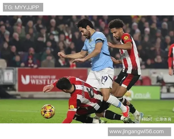 曼城逆转巴黎圣日耳曼点球大战成焦点全场沸腾